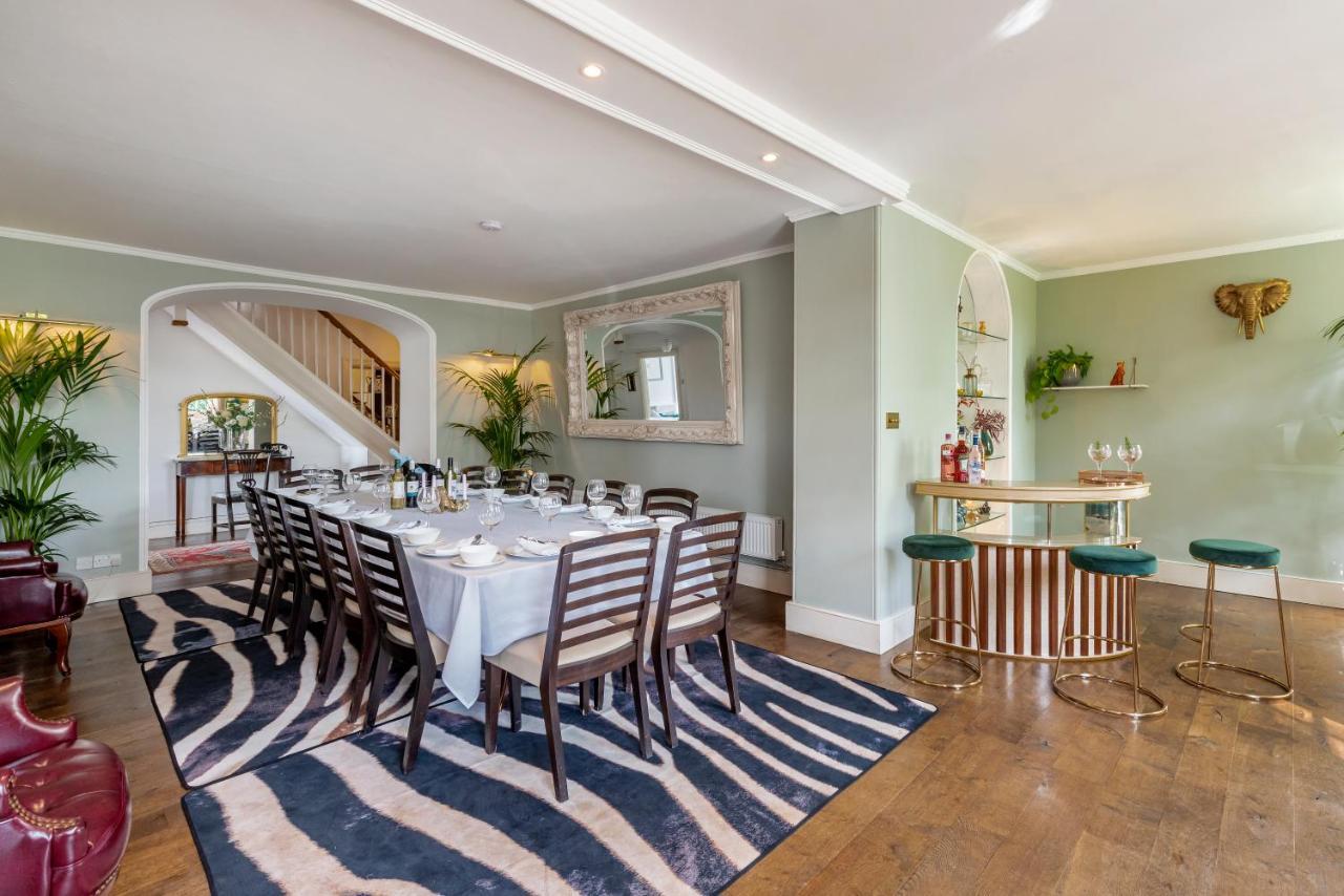 Cotswold Manor House - Country House Retreat With Hot Tub, Ideal For Large Groups Petty France ภายนอก รูปภาพ