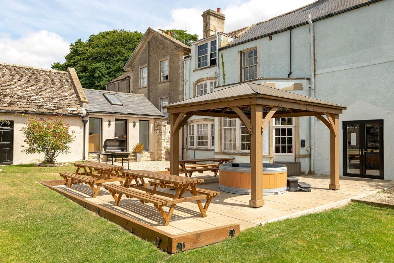 Cotswold Manor House - Country House Retreat With Hot Tub, Ideal For Large Groups Petty France ภายนอก รูปภาพ